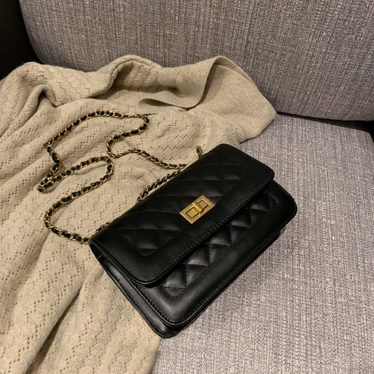 Chanel Style Diamond Chain Crossbody Bag for Women