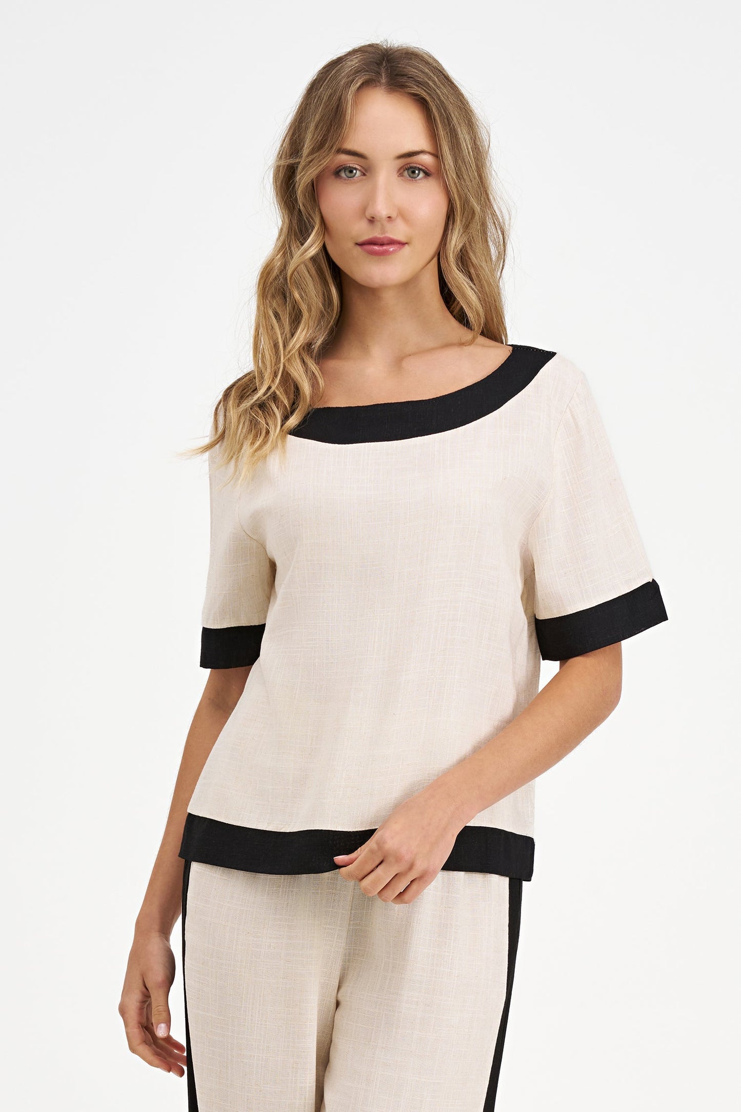 Women's Woven Top