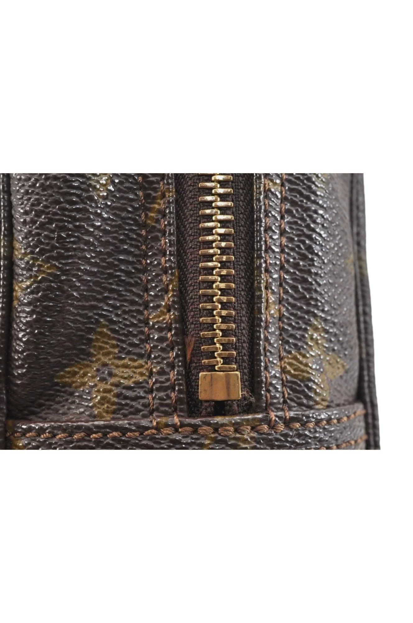 Louis Vuitton Monogram Trousse Toilette 28 Clutch Hand Bag M47522 LV 6922K - Velora