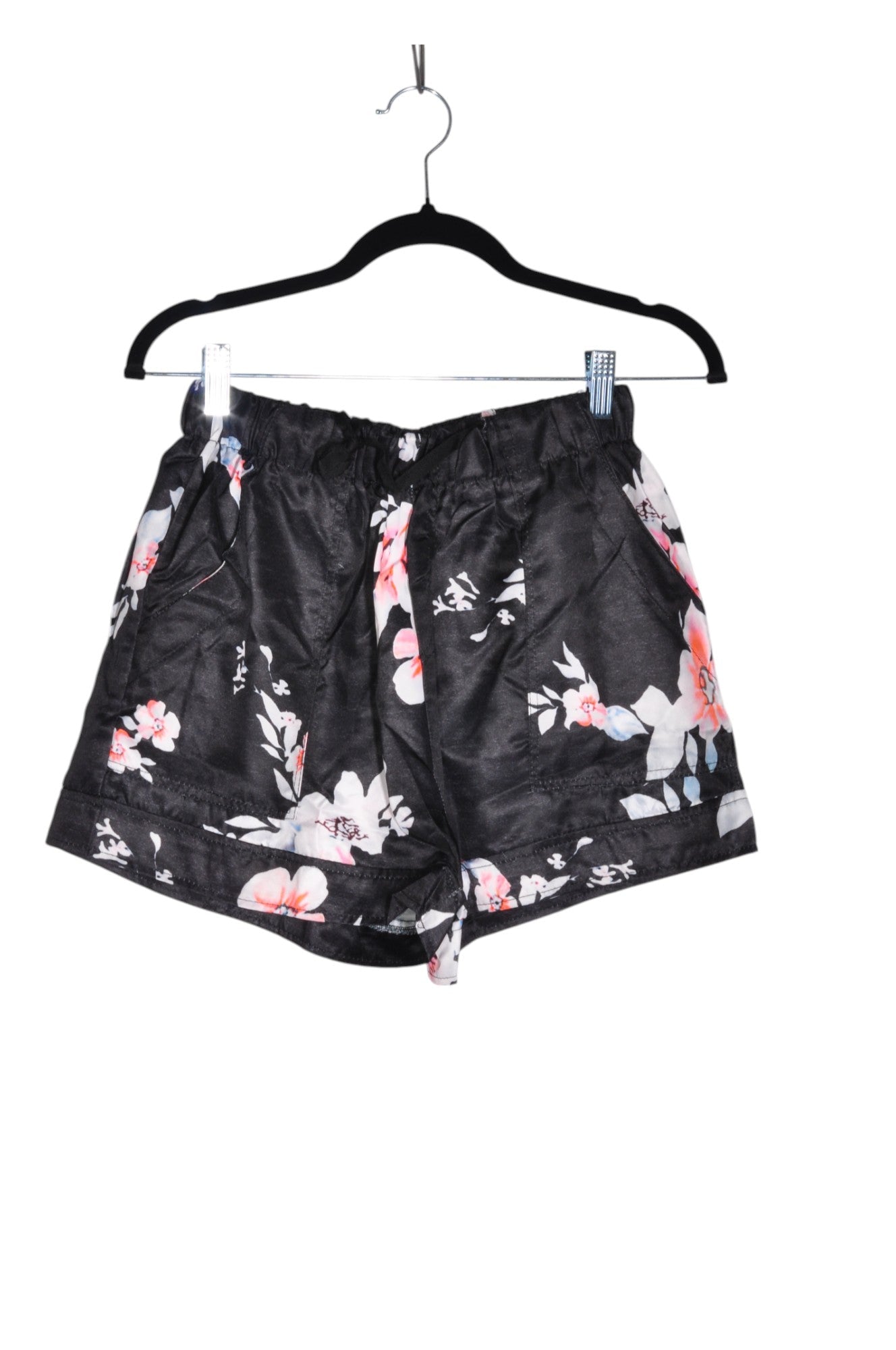 UNBRANDED Women Classic Shorts Regular fit in Black - S - Velora