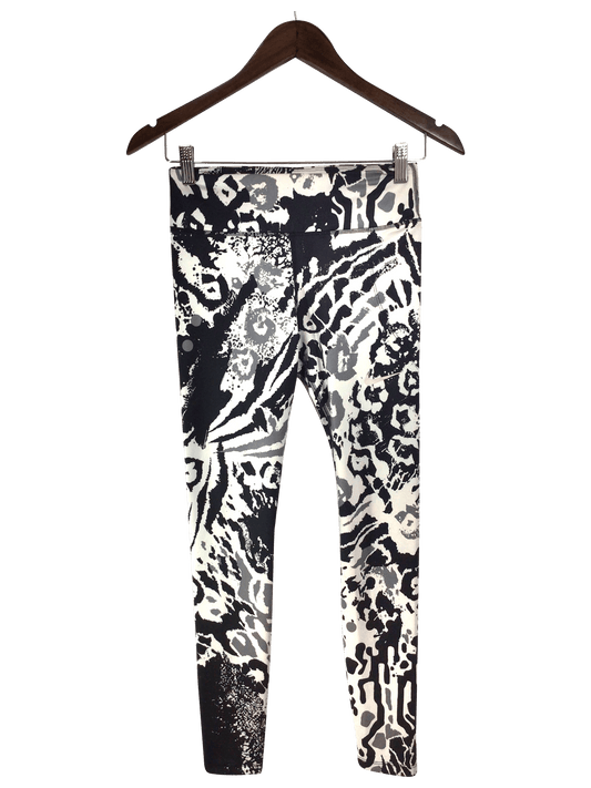 NIKE Women Activewear Leggings Regular fit in White - S - Velora