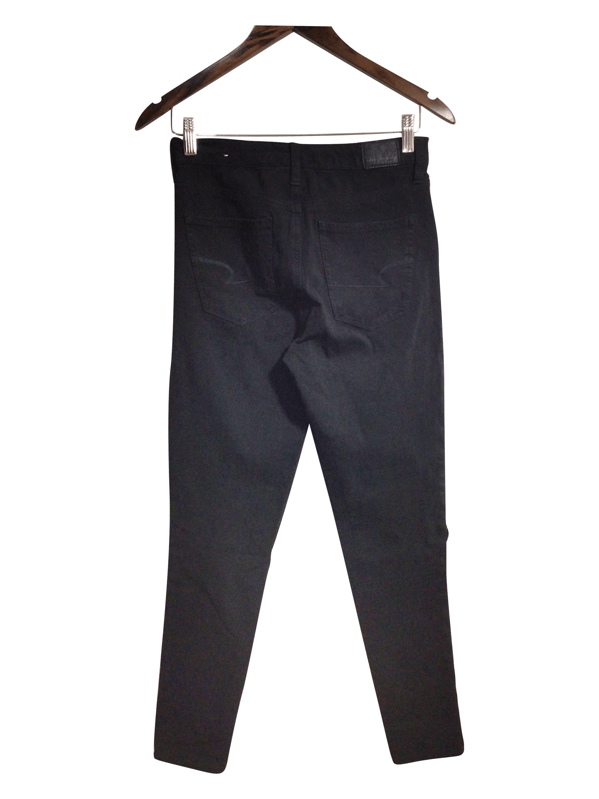 AMERICAN EAGLE Women Straight-Legged Jeans Regular fit in Black - 4 - Velora