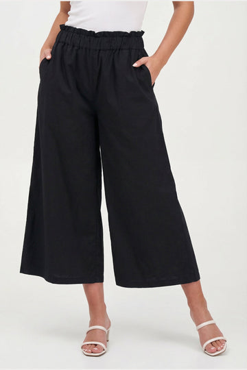 Women's Woven Capri Trousers