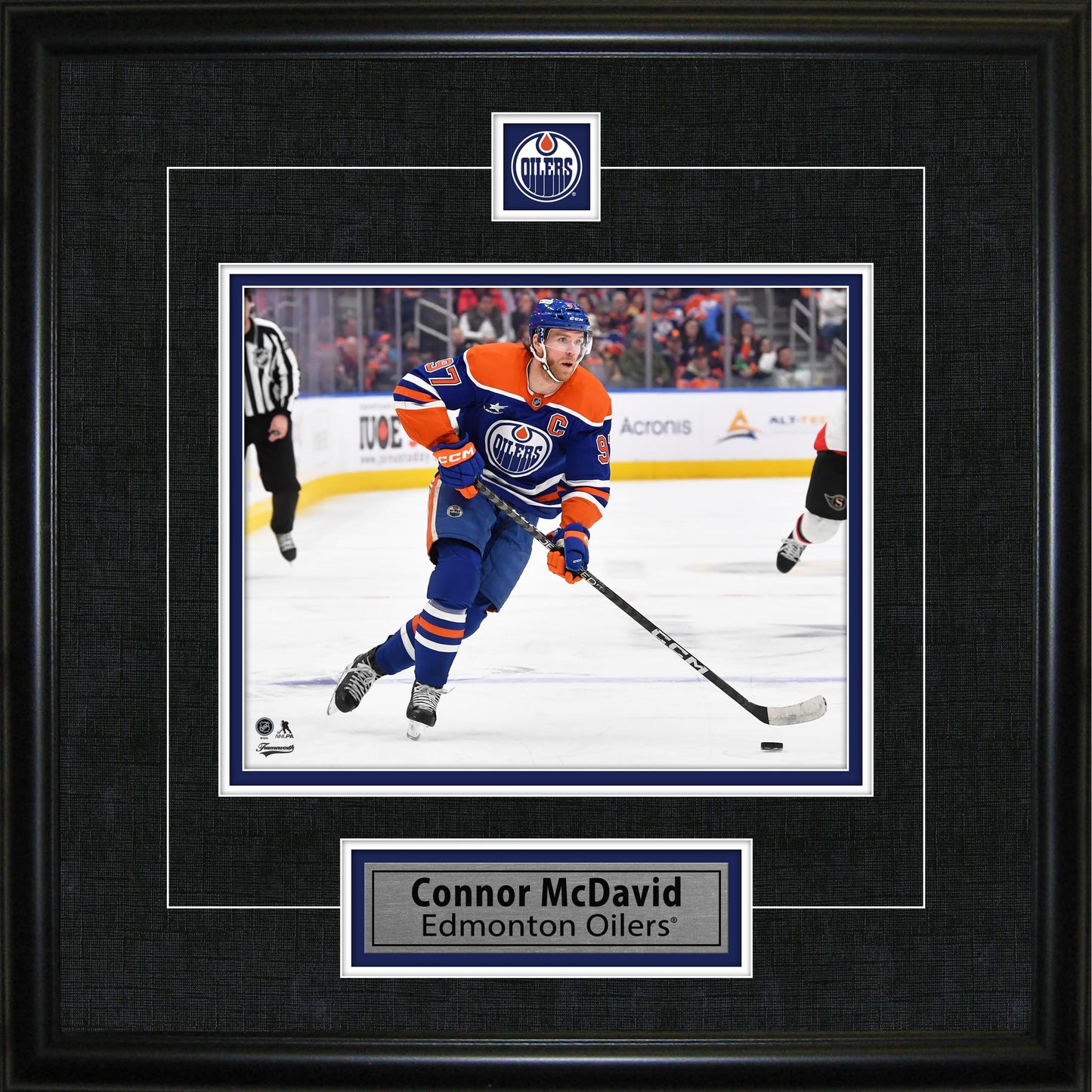 Connor McDavid Framed Pin & Plate Edmonton Oilers Frameworth Sports Marketing