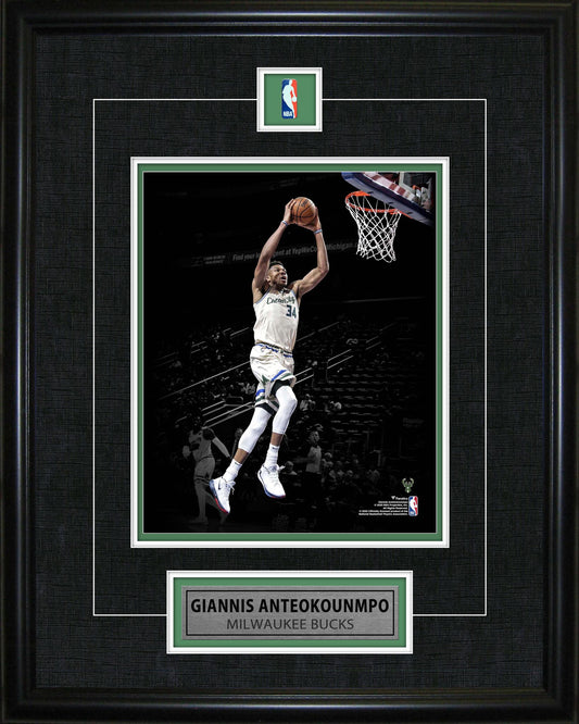 Giannis Antetokounmpo Framed Pin & Plate Bucks