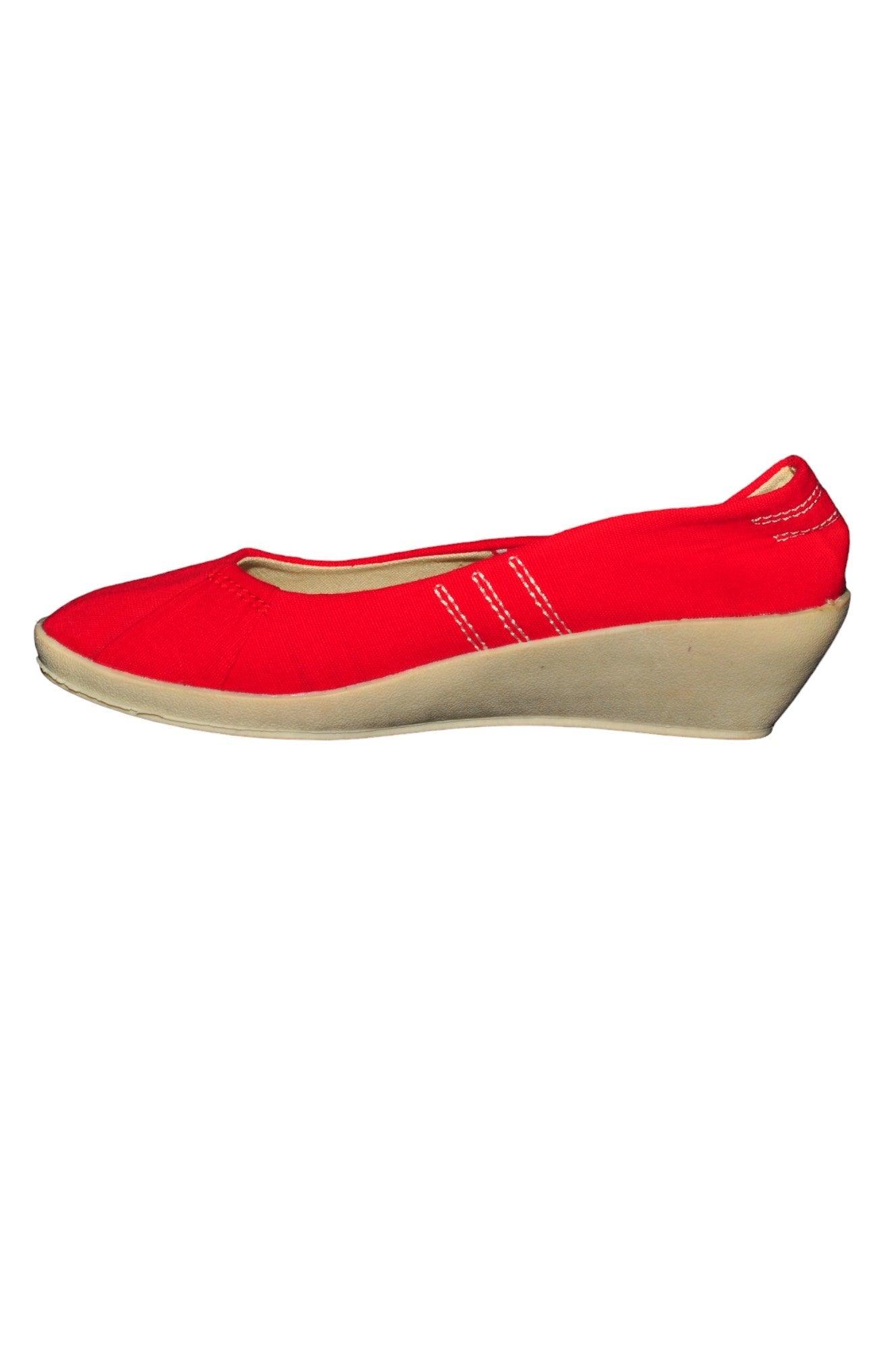 AUF Women Heels Regular fit in Red - 36 - Velora