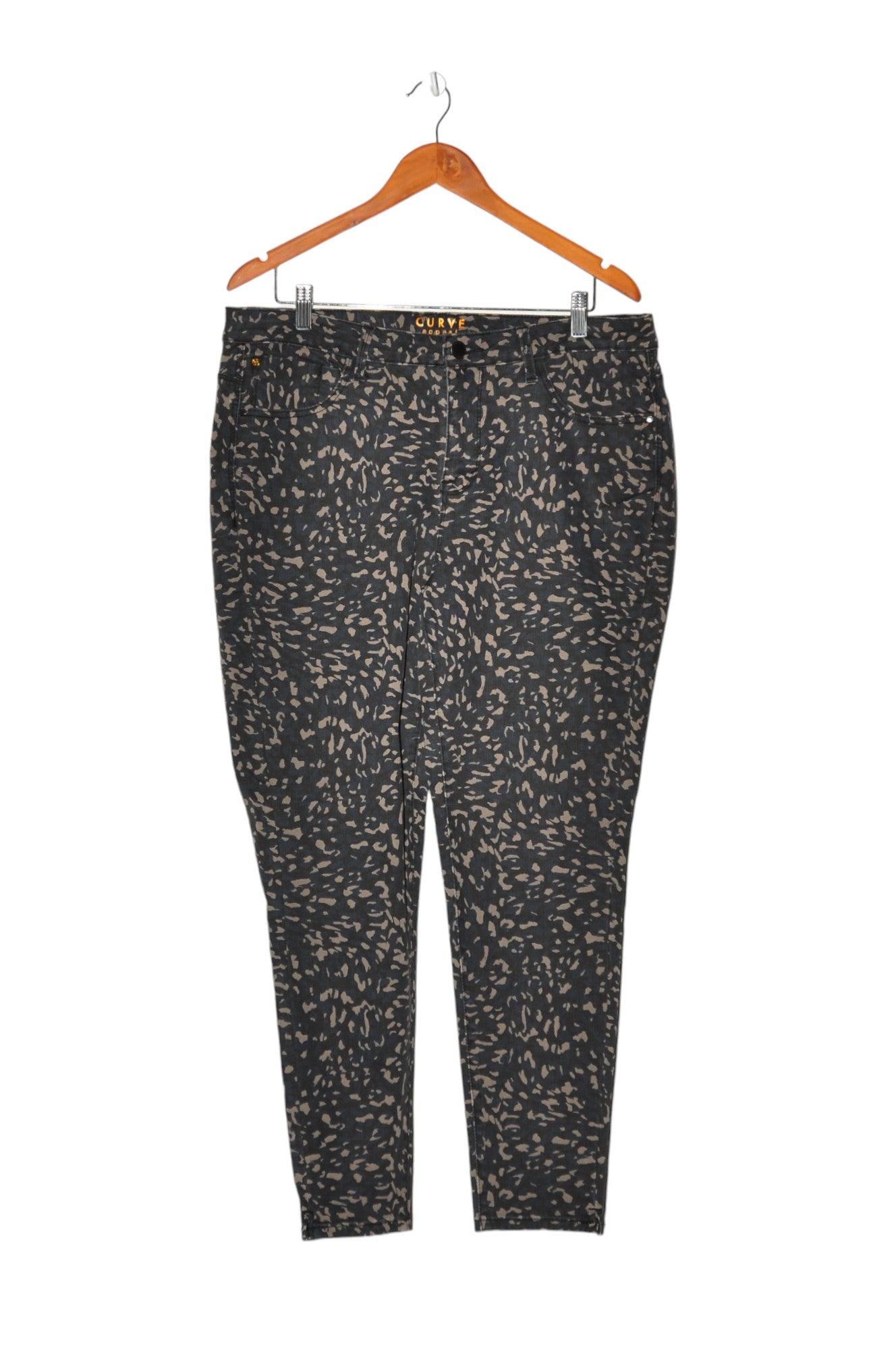 CURVE APPEAL Women Straight-Legged Jeans Regular fit in Black - 16 - Velora