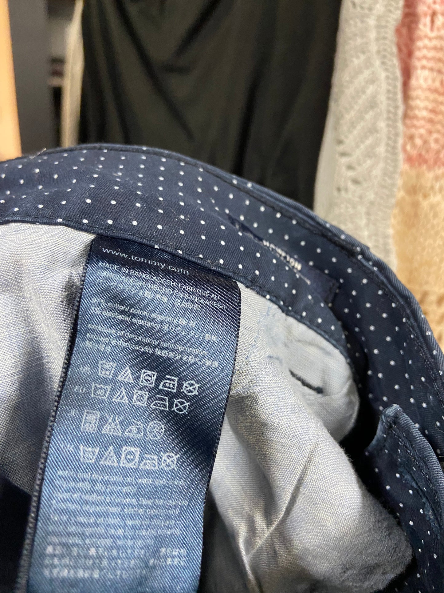 TOMMY HILFIGER Women Trousers Regular fit in Black - 8 - Velora