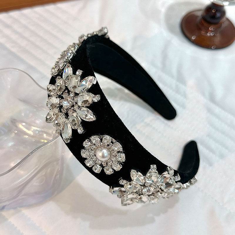 Retro Baroque Pearl Rhinestone Headband - Velora
