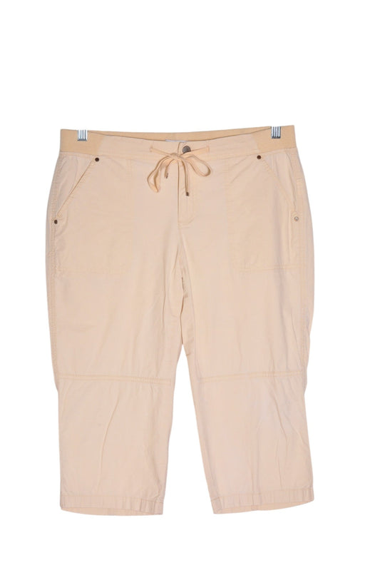 REITMANS Women Classic Shorts Regular fit in Beige - 10 - Velora