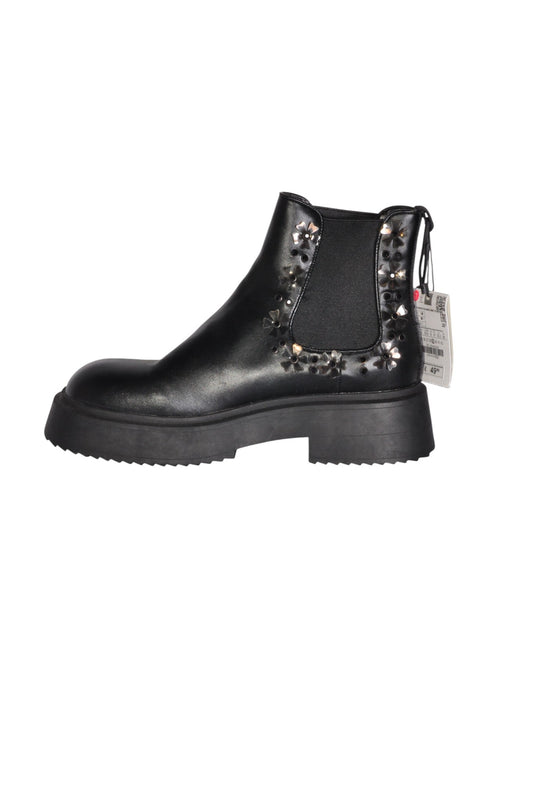 ZARA Women Boots Regular fit in Black - 39 Koop