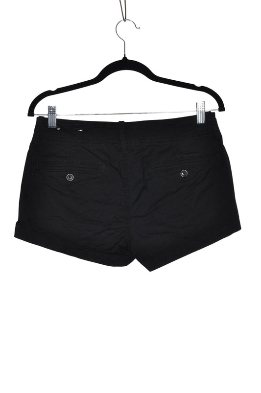 AMERICAN EAGLE Women Classic Shorts Regular fit in Black - 4 Koop