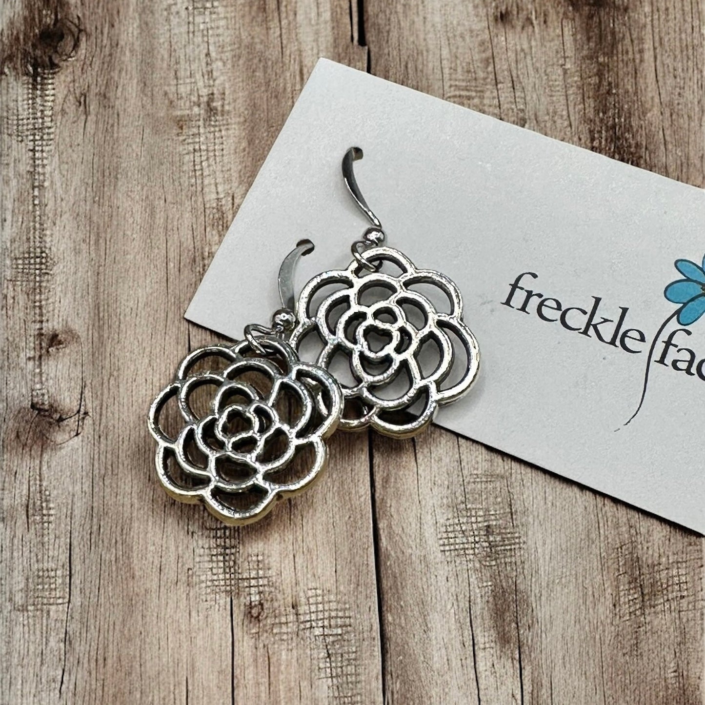 Rose Flower Earrings - Velora