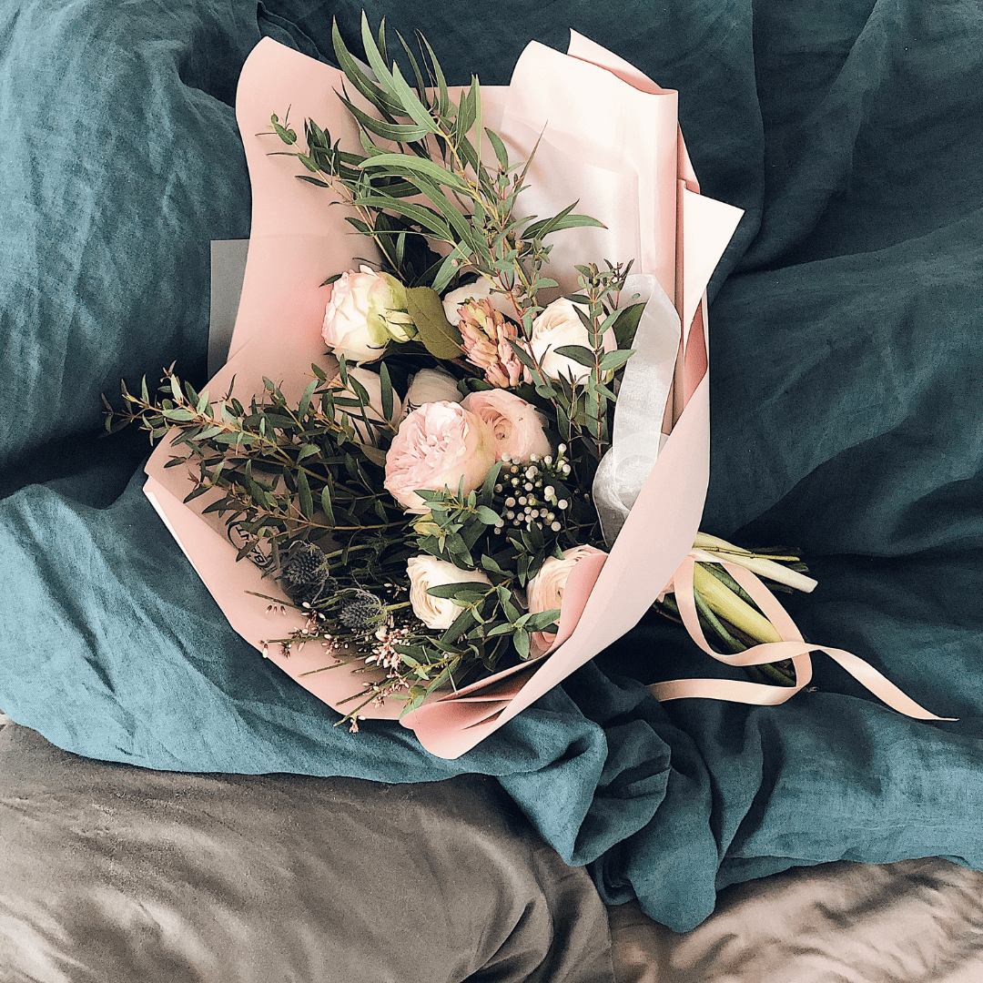 Midi Bouquet - Velora Luxury Fashion