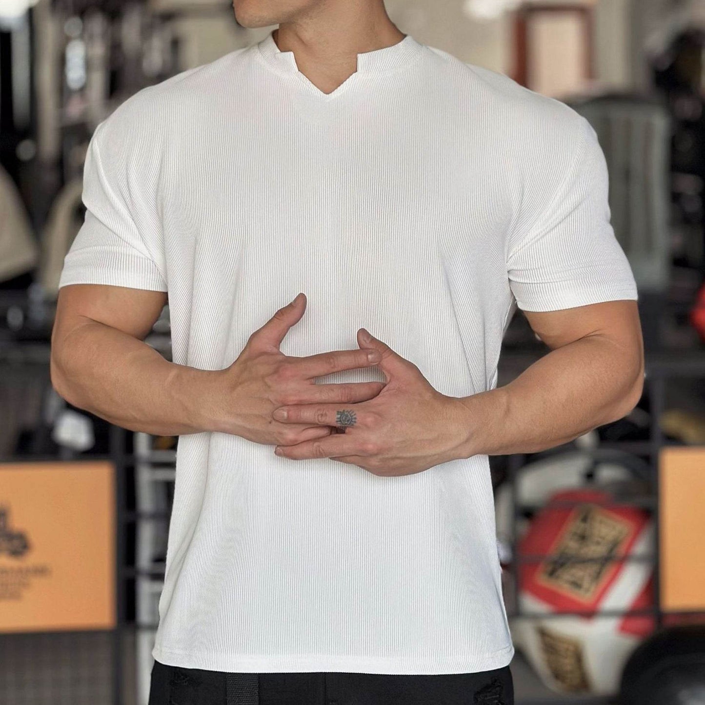 Anti Wrinkle Men Short Sleeve Active wear T-shirt for Workout Gym trainings - Velora