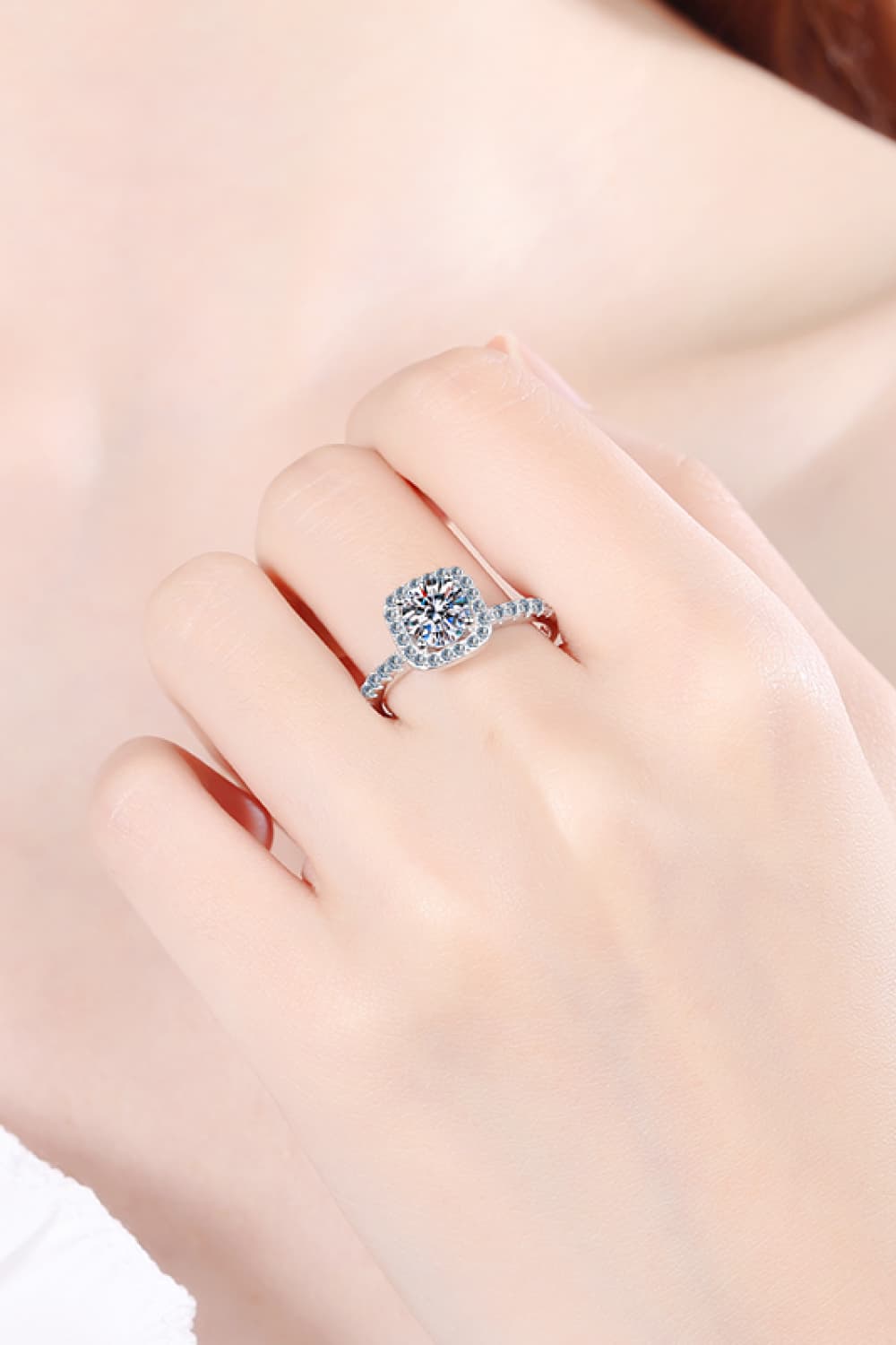 2 Carat Moissanite Square Halo Ring - Velora Luxury Fashion