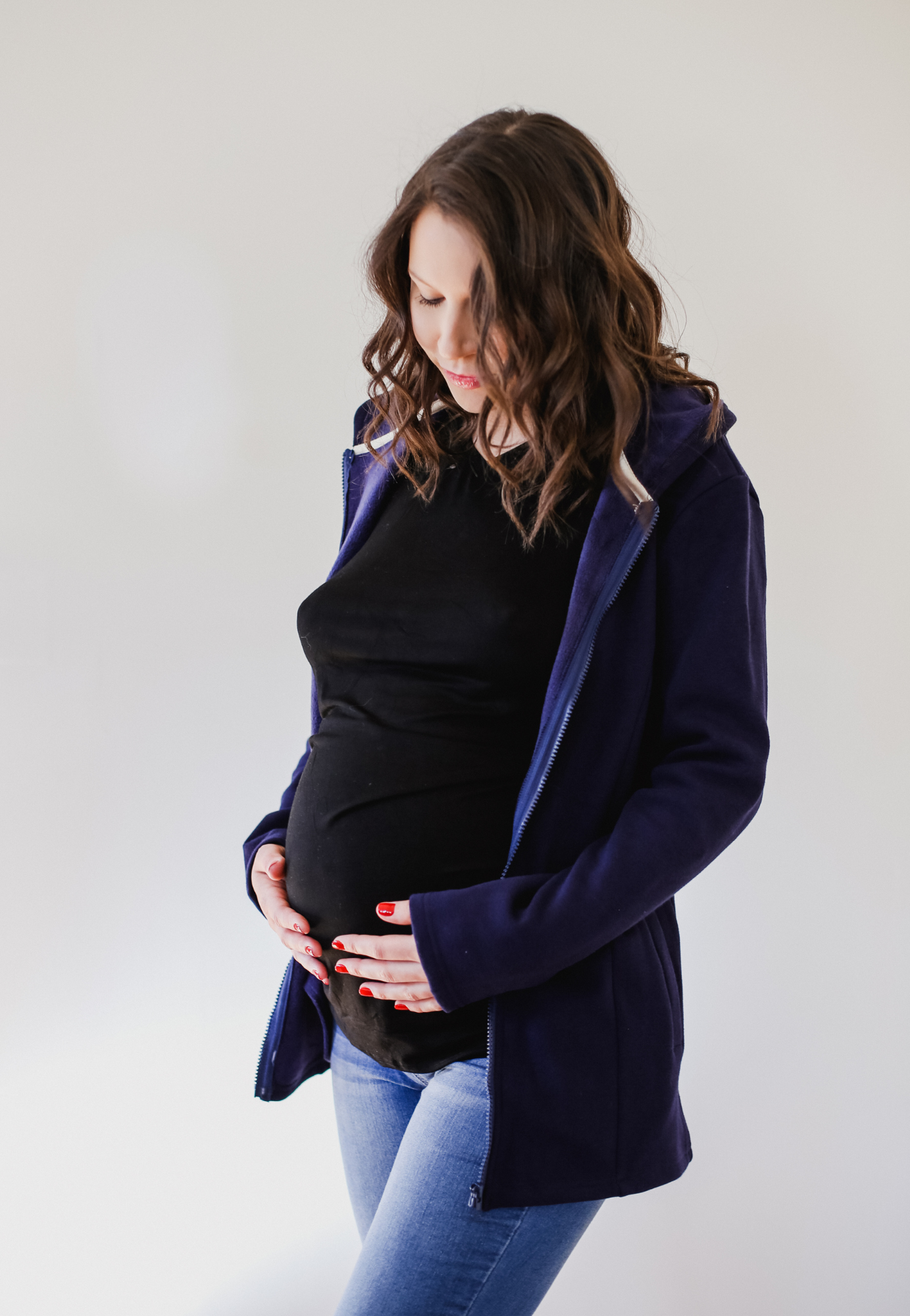 2-in-1 Fleece Baby Carrying Hoodie - Velora Luxury Fashion