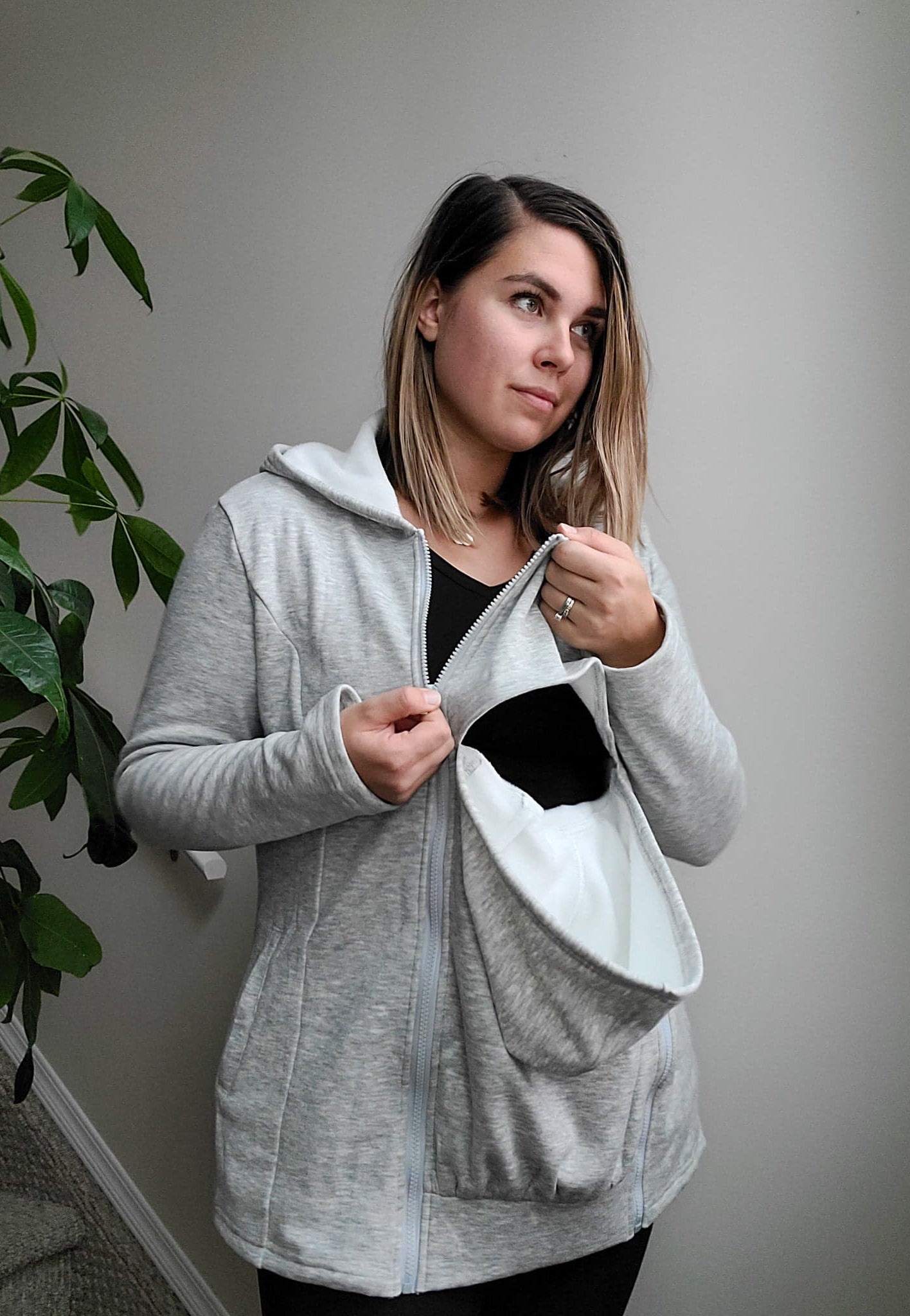 2-in-1 Fleece Baby Carrying Hoodie - Velora Luxury Fashion