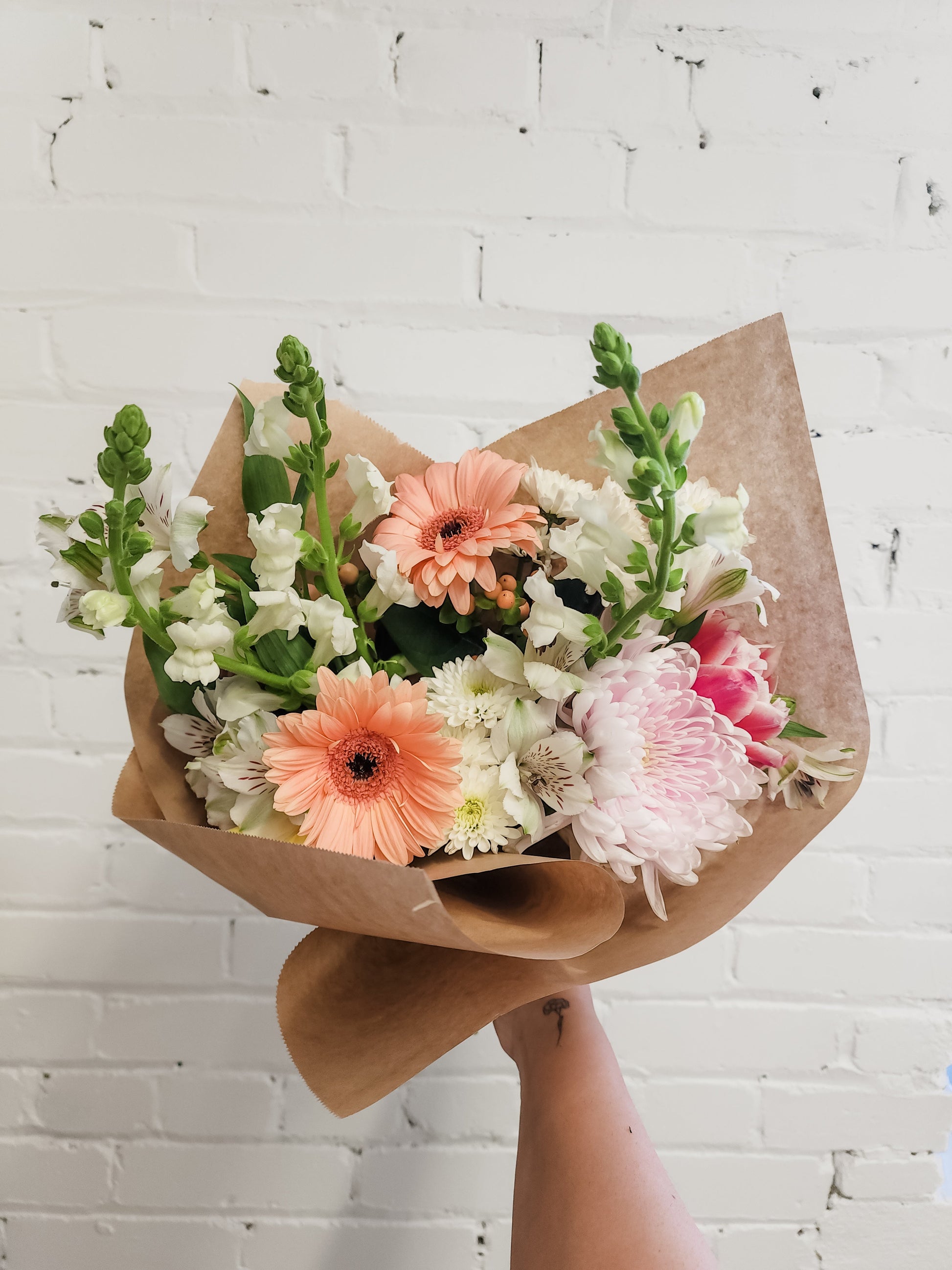Midi Bouquet - Velora Luxury Fashion