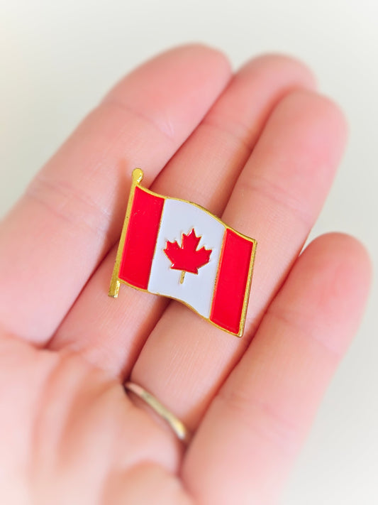 Canada Flag Pin - Velora