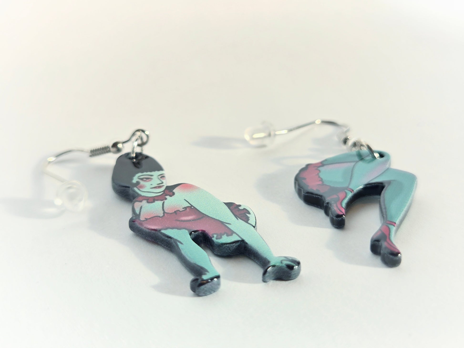 Vintage Zombie Pin-Up Girl Earrings - Velora