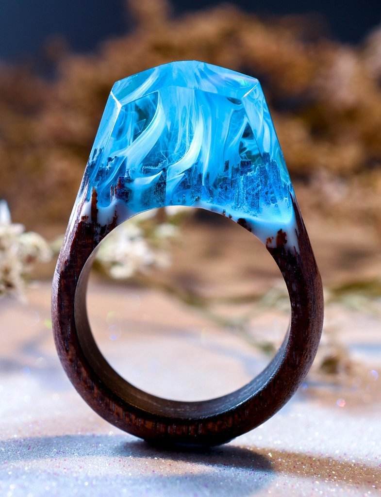 Resin wood ring - Velora