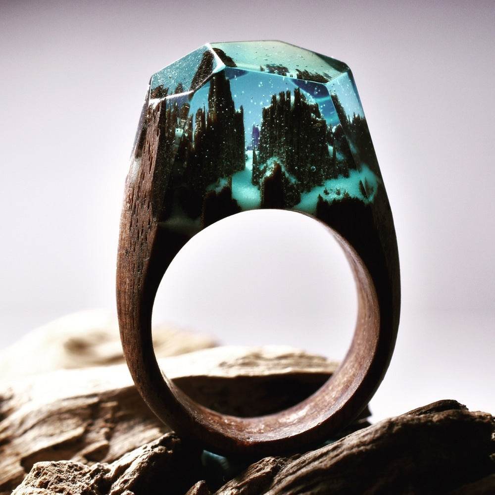 Resin wood ring - Velora