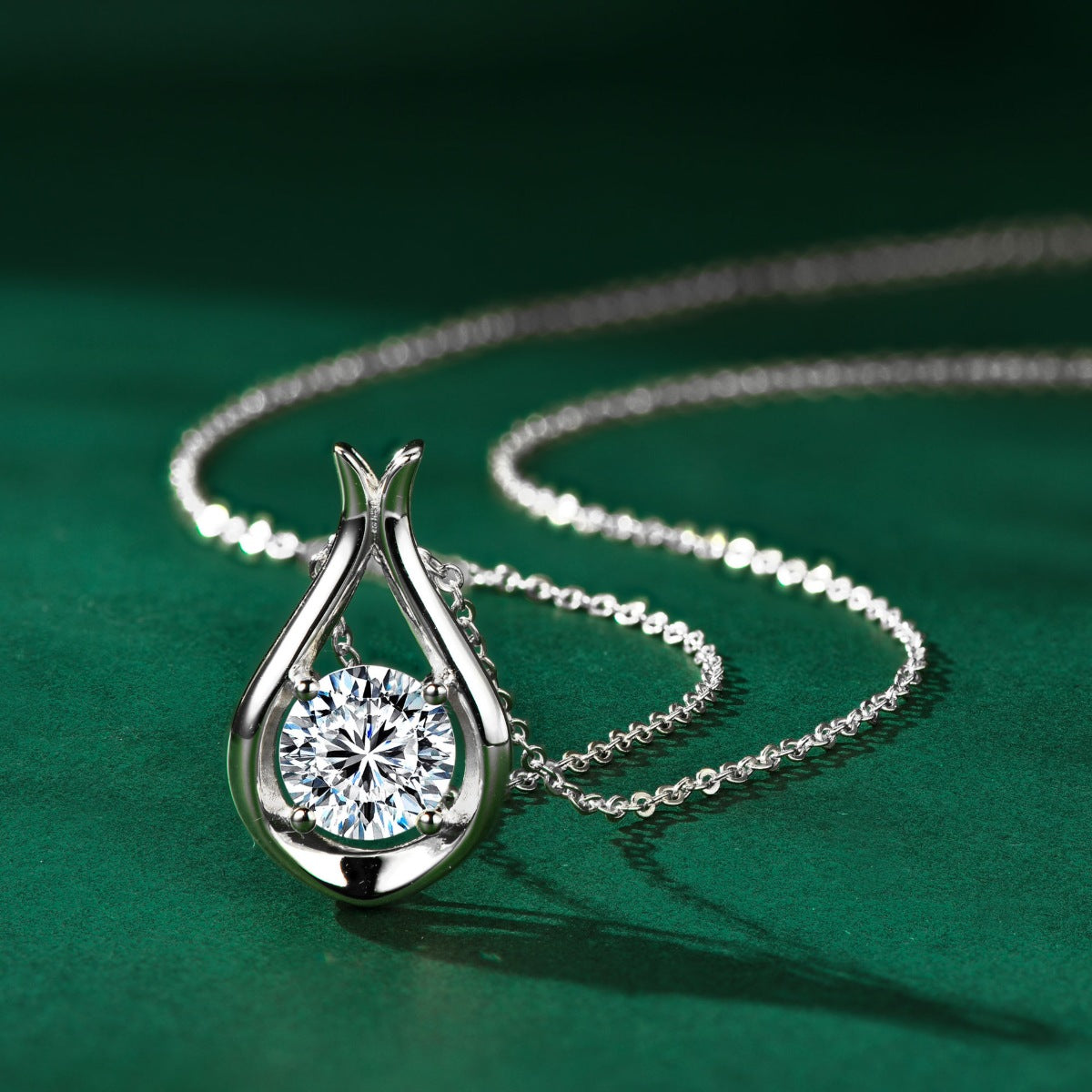 2 Carat Moissanite 925 Sterling Silver Pendant Necklace
