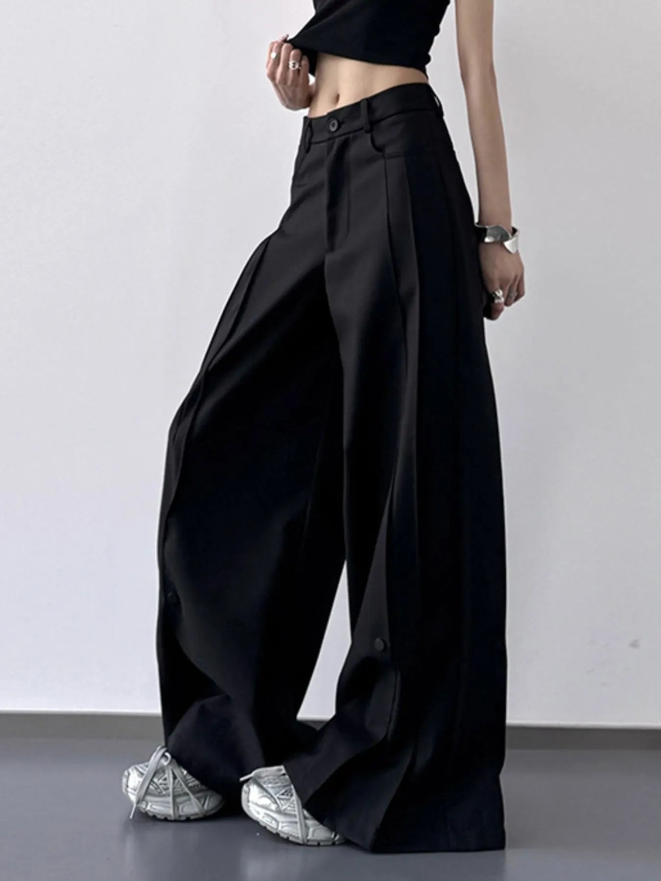 High-Waisted Wide Leg Pants - Velora