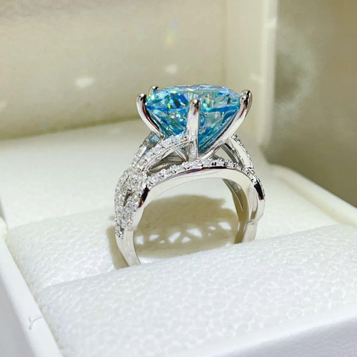 10 Carat Moissanite 925 Sterling Silver Ring