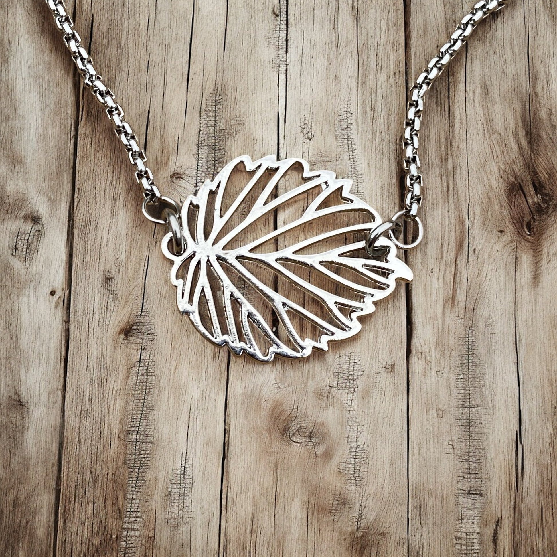 Adjustable Bracelet - Simple Leaf - Velora
