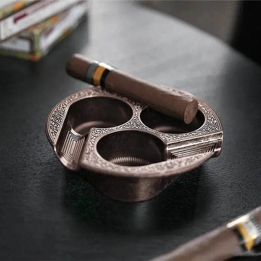 Three-slot Retro Metal Easy-to-clean Cigar Ashtray - Velora