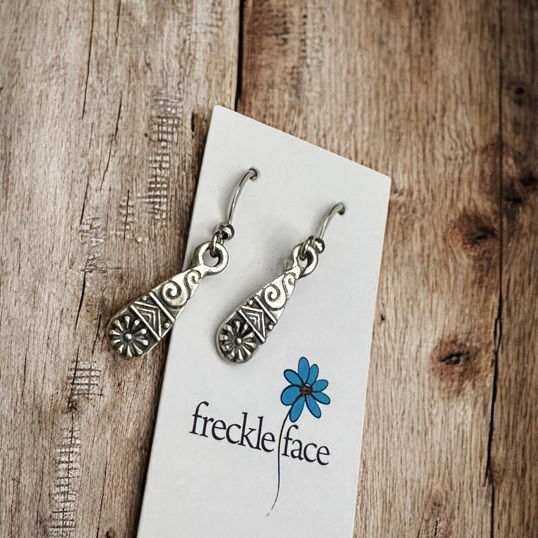 Detailed Drop Earrings - Velora