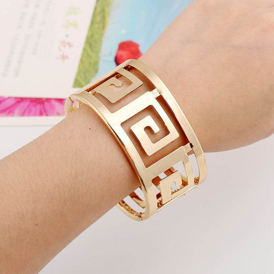 Heavy metal hollowed-out bracelets - Velora