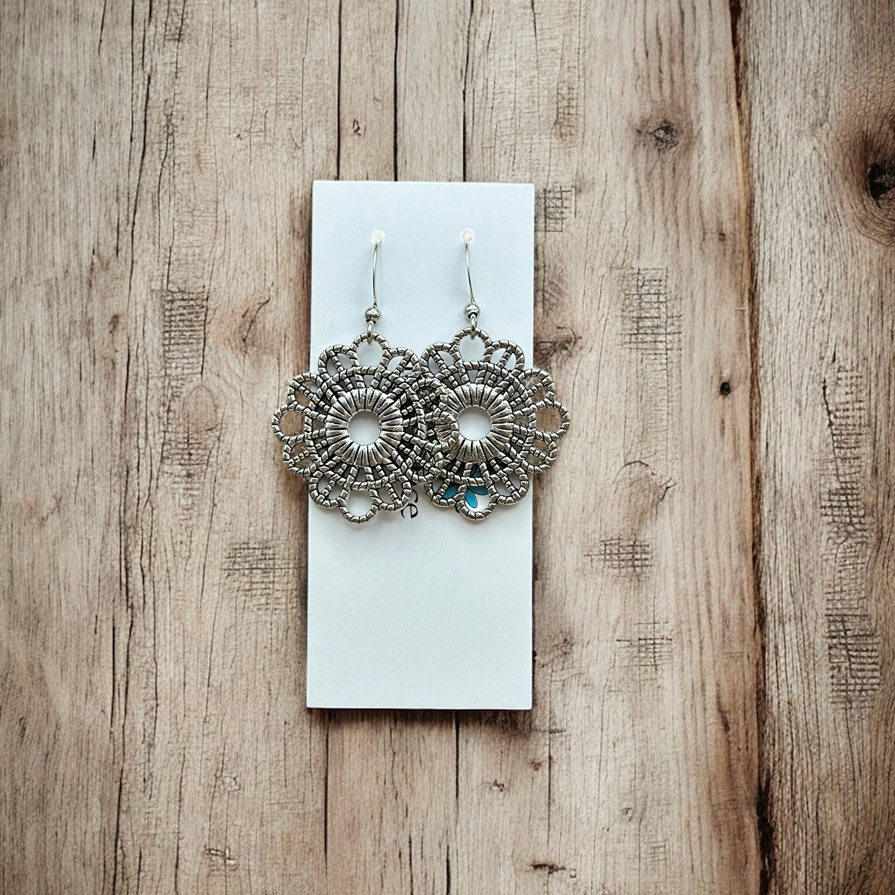Lace Textured Earrings - Velora