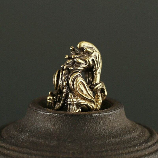 1 Pc Exquisite Antique Brass Chinese God Of Wealth Ornament - Attracts Abundance And Good Fortune With Powerful Fengshui Energy, Hand-Sculpted For Harmonious Balance - Ideal For Home, Office, Or Deskt - Velora