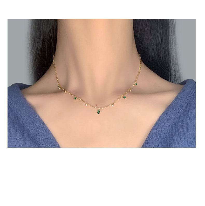 Generous water drop emerald zircon necklace - Velora