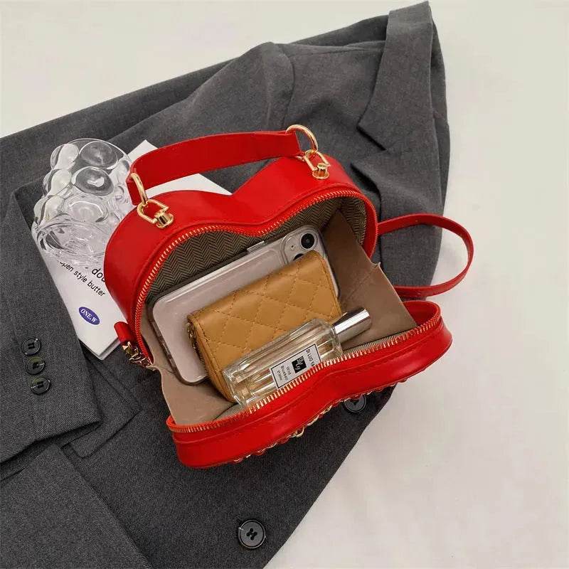 Women's Fashion Casual Heart Shaped Chain Shoulder Messenger Crossbody Bag - Velora