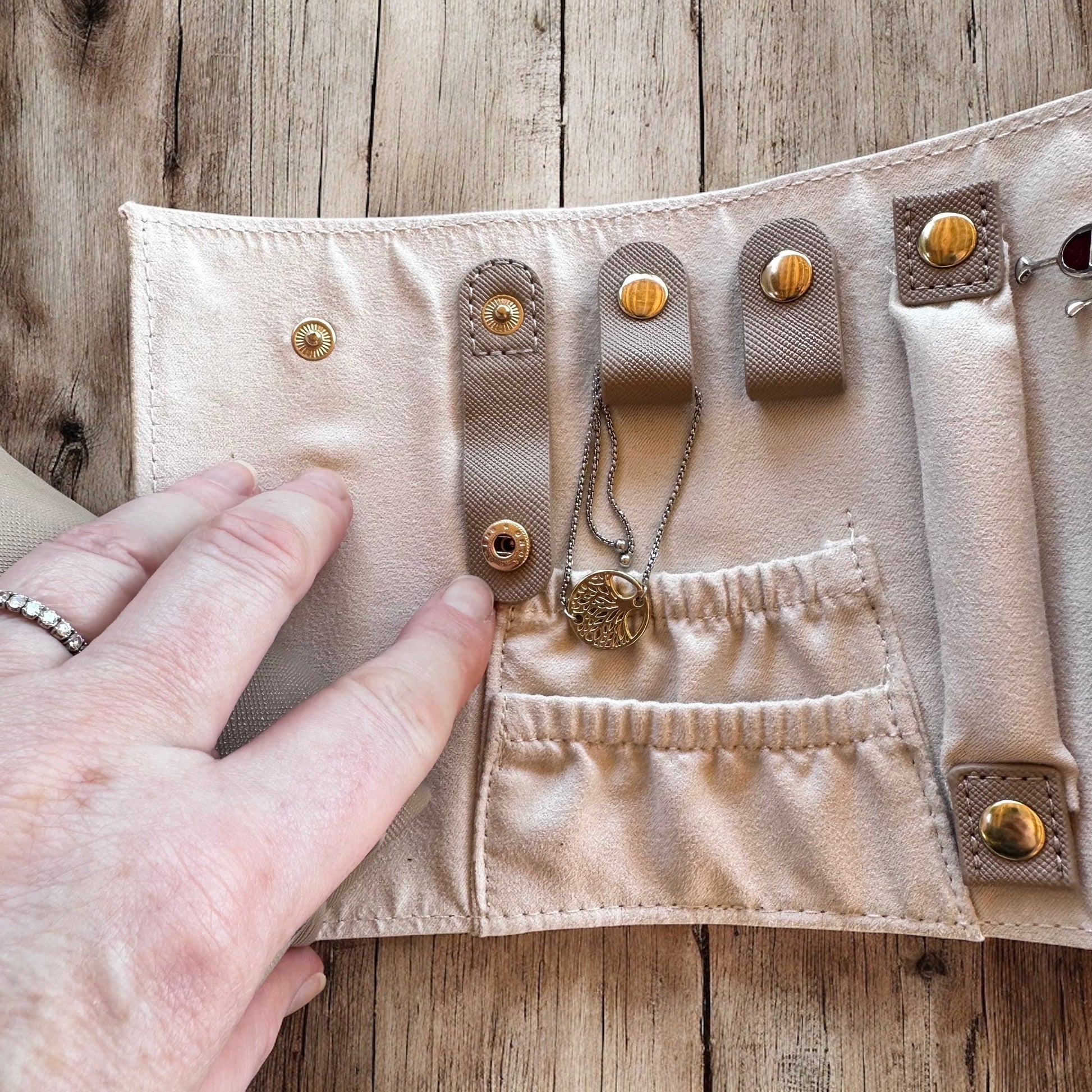 Travel Roll Jewellery Case - Velora