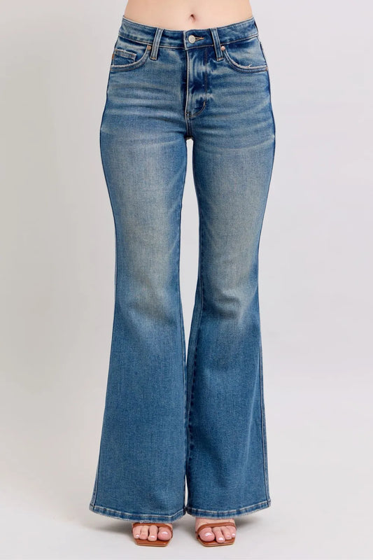 Judy Blue MR Tummy Control Vintage Wash Jeans - Velora