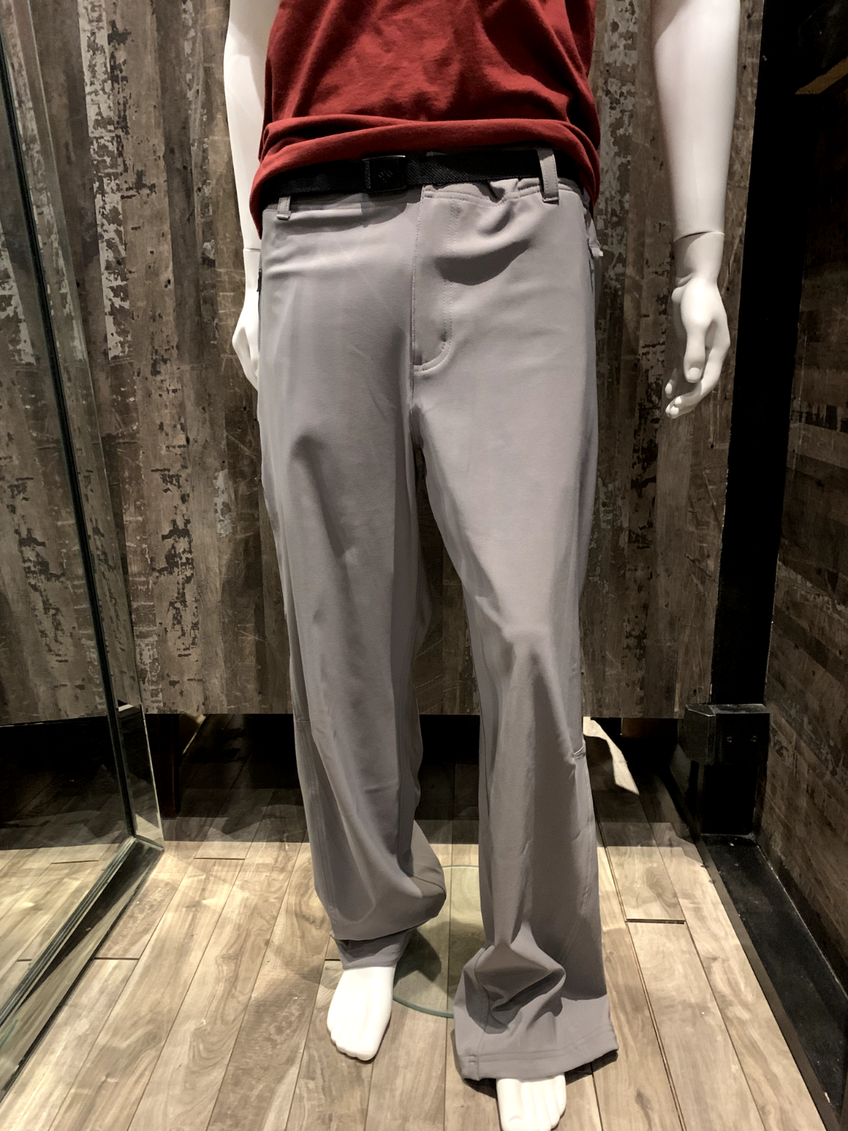 Columbia Men's Maxtrail Pant, Size 40 Light Grey - Velora