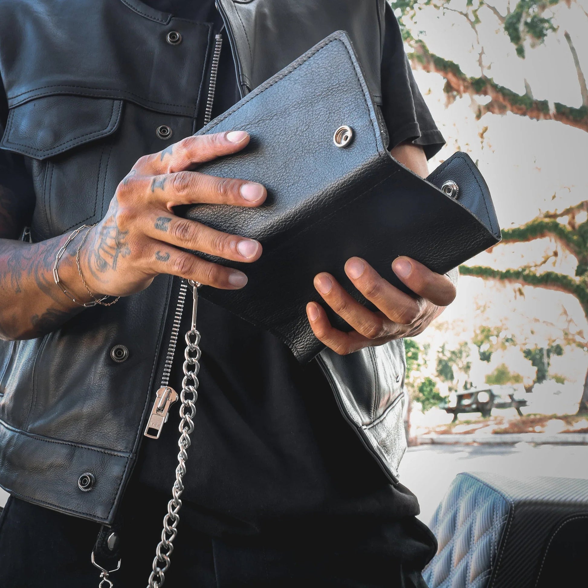 Open Road Men's Chain Trifold Leather Wallet Boutique of Leathers/Open Road