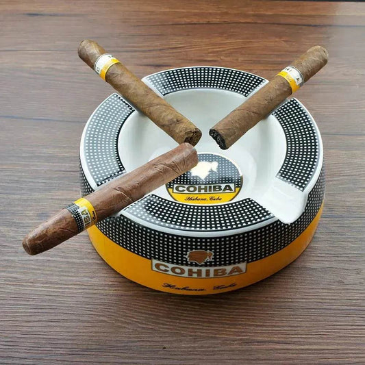 Cigar four middle round ashtray - Velora