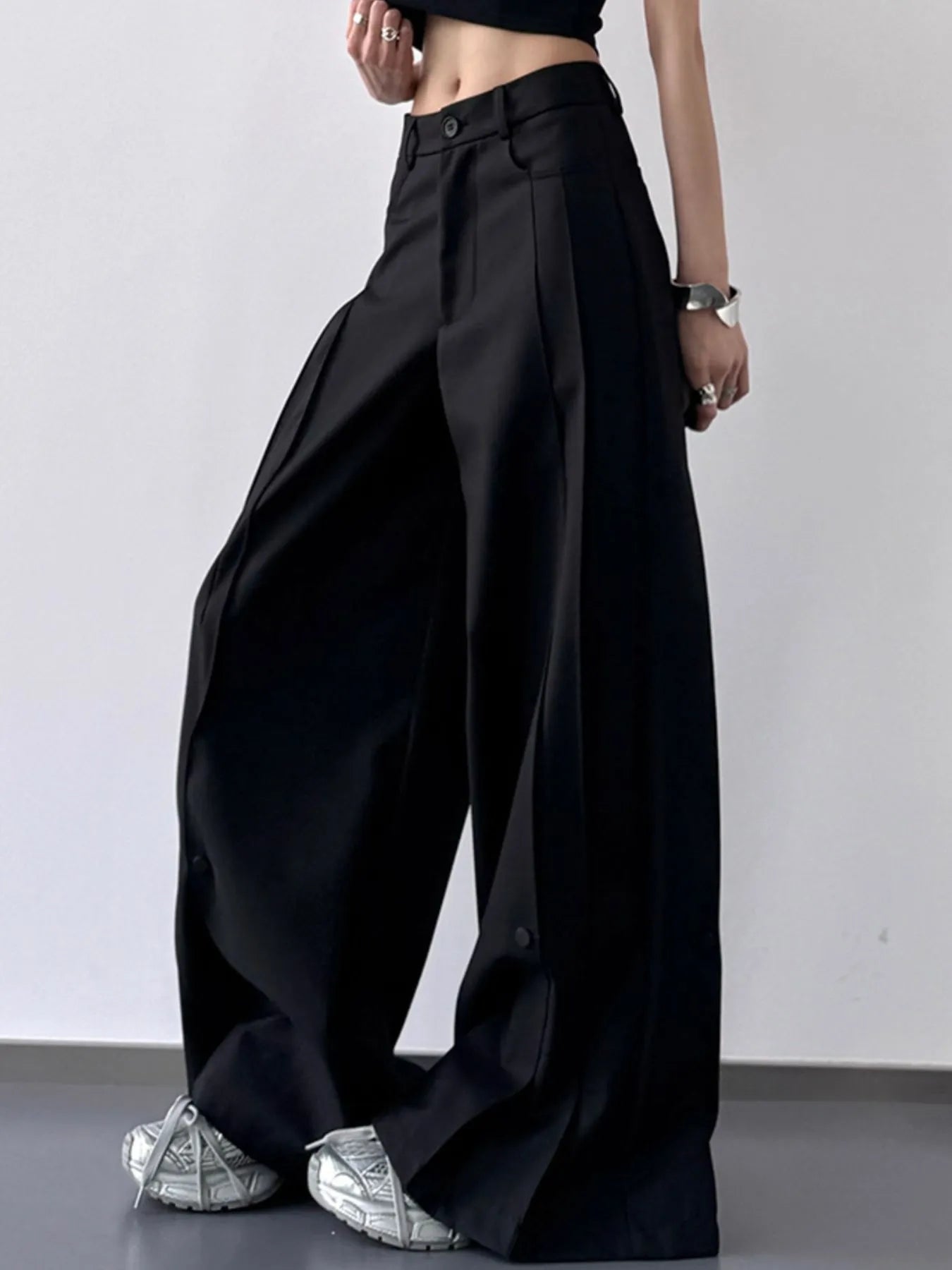 High-Waisted Wide Leg Pants - Velora