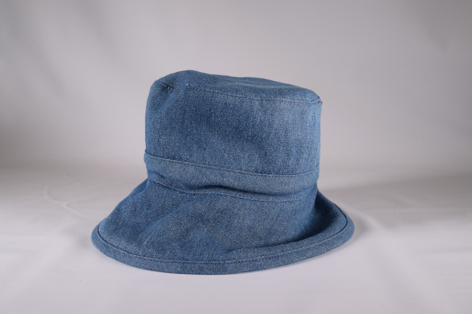 Tilley Kids Adjustable & Reversible Bucket Hat - Velora