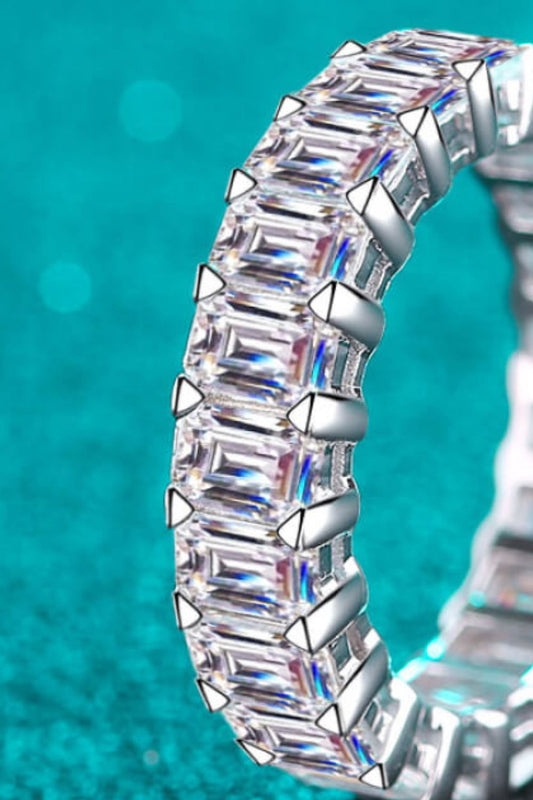 10.5 Carat Moissanite Rhodium-Plated Ring https://like2b-uy