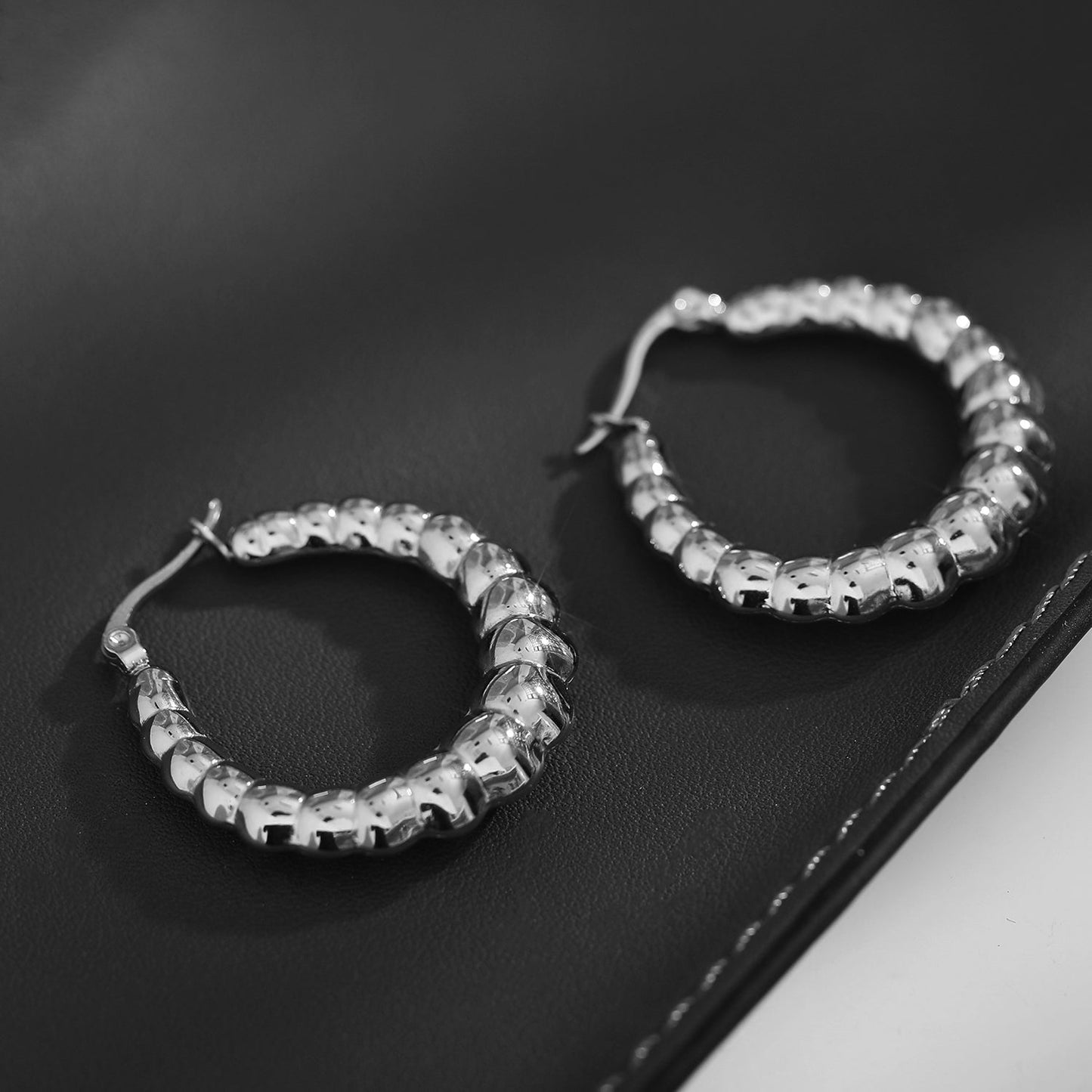 ANYA 72201S Croissant Hoops Silver - Velora Luxury Fashion