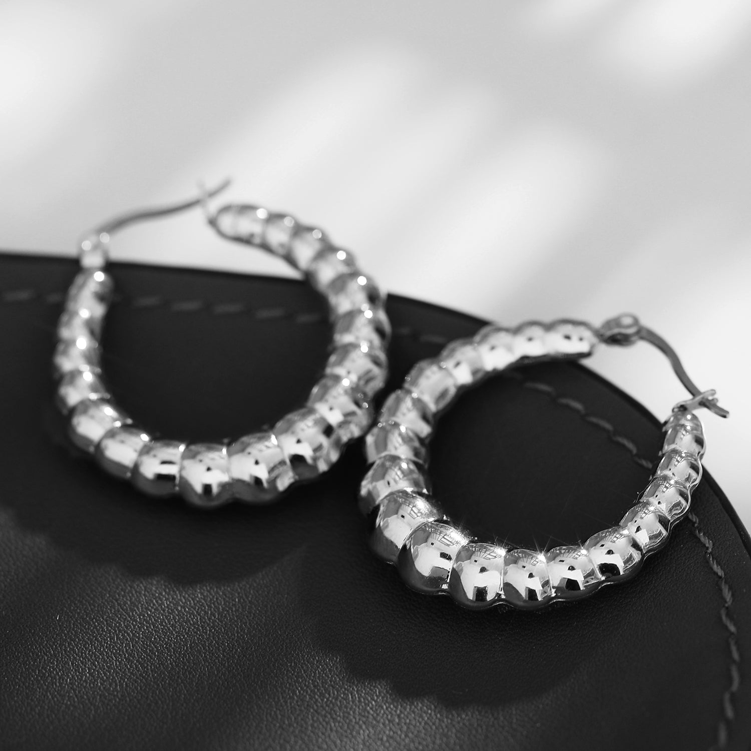 ANYA 72201S Croissant Hoops Silver - Velora Luxury Fashion