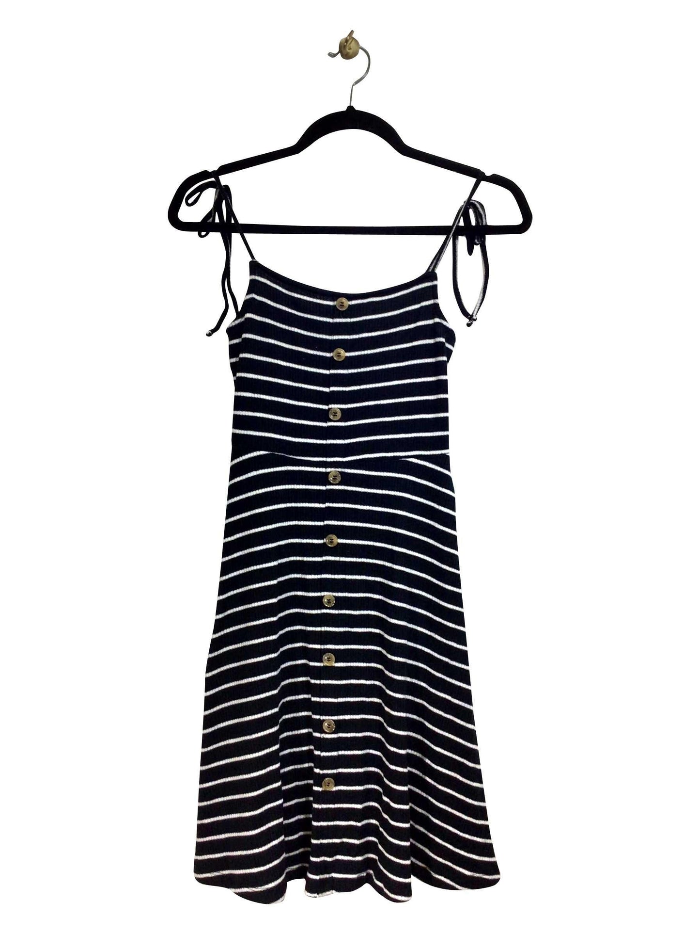 ARDENE Regular fit Shift Dress in Black - XS - Velora