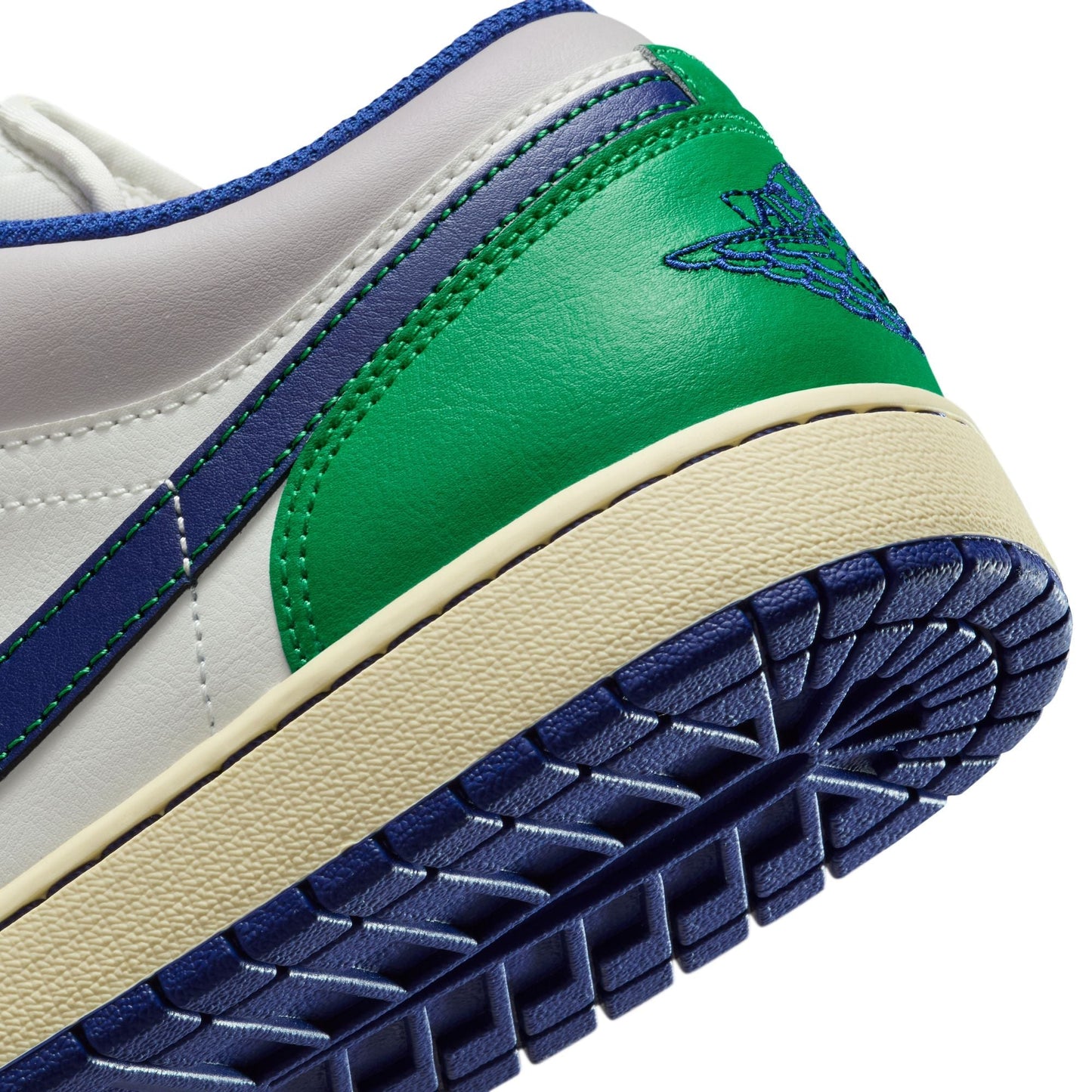 M Air Jordan 1 Low 553558-147 - Velora
